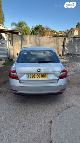 סקודה אוקטביה 