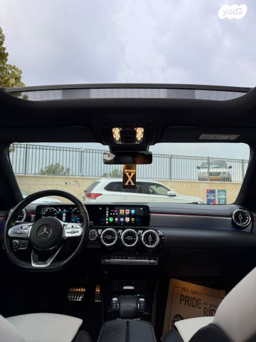 מודעת רכב מרצדס-בנץ CLA