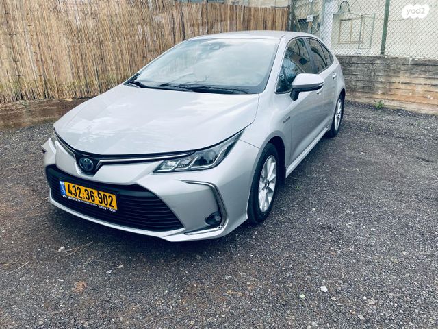 טויוטה קורולה