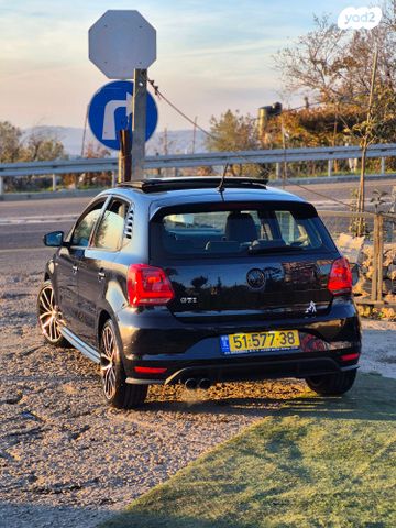 פולקסווגן פולו 