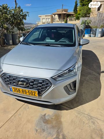 יונדאי איוניק