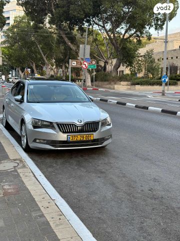 מודעת רכב סקודה סופרב