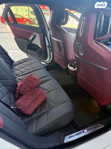 מודעת רכב ב מ וו סדרה 7