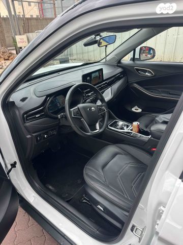 מודעת רכב ג׳יי.איי.סי E-JS4