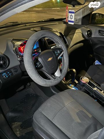 שברולט סוניק