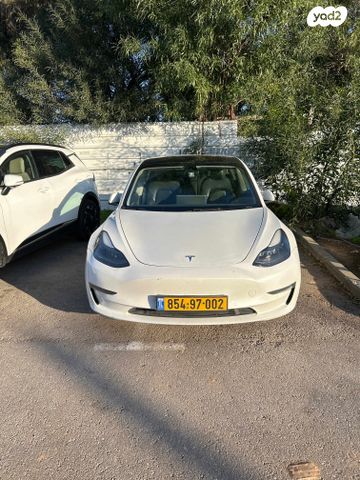 מודעת רכב טסלה מודל 3