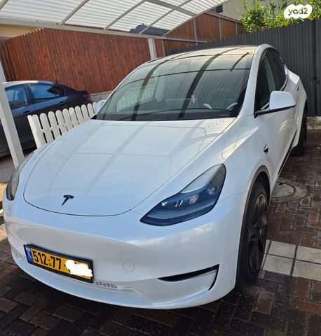מודעת רכב טסלה מודל Y