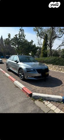 מודעת רכב סקודה סופרב