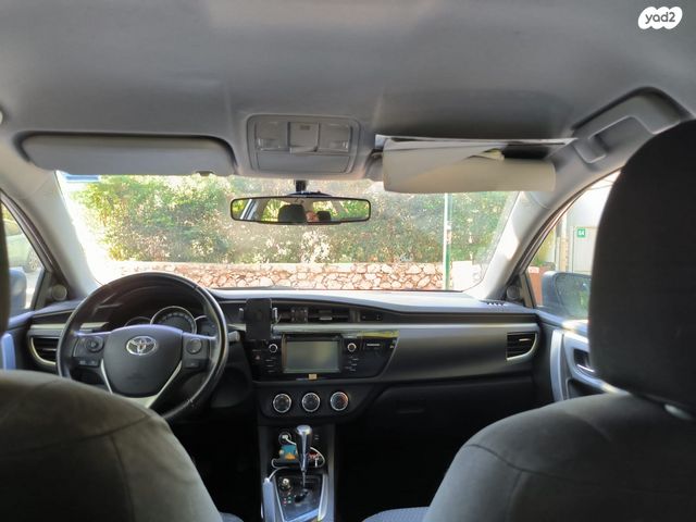 טויוטה קורולה