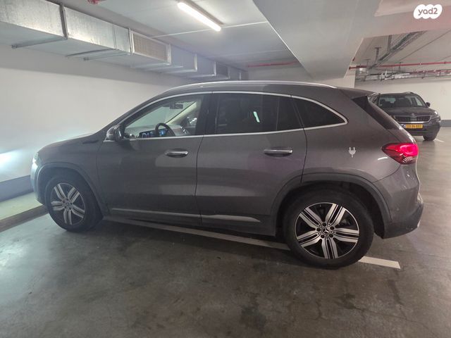 מרצדס-בנץ EQA