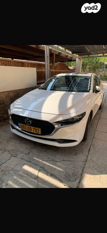 מודעת רכב מאזדה 3