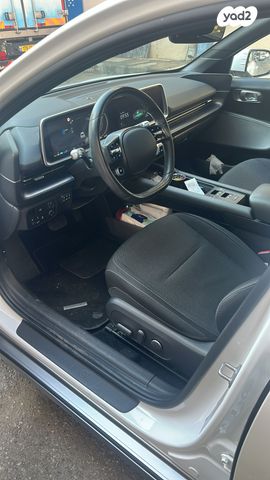 יונדאי איוניק 6