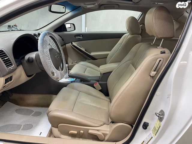 ניסאן אלטימה