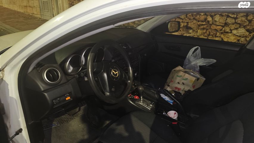 מודעת רכב מאזדה 3