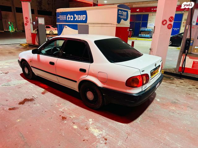 טויוטה קורולה