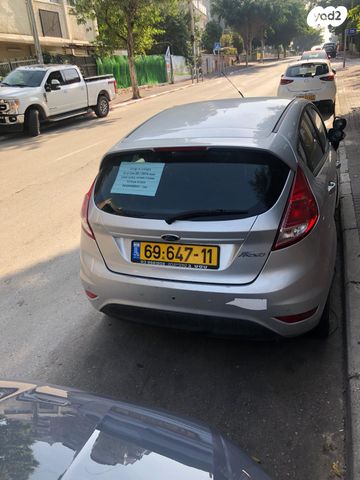 מודעת רכב פורד פיאסטה