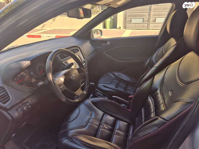 מודעת רכב יונדאי i20