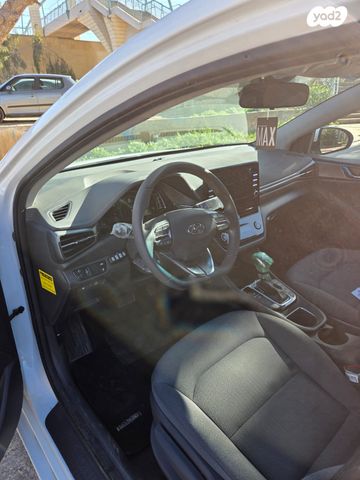 יונדאי איוניק