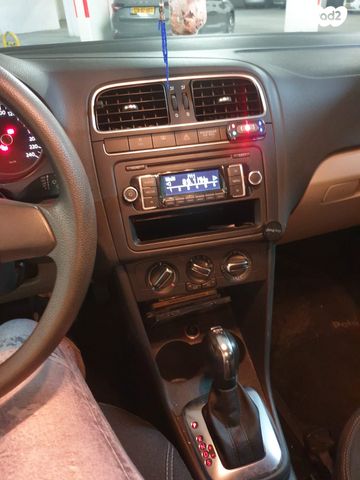 פולקסווגן פולו 