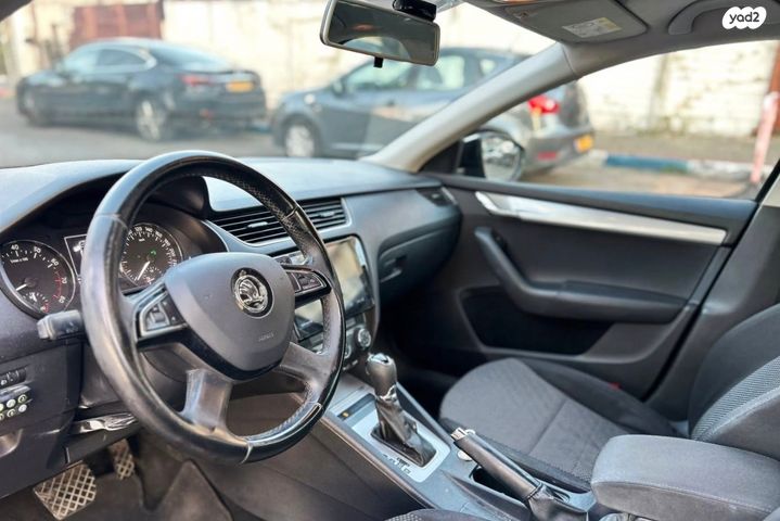 סקודה אוקטביה 