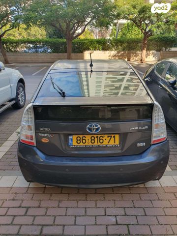 מודעת רכב טויוטה פריוס