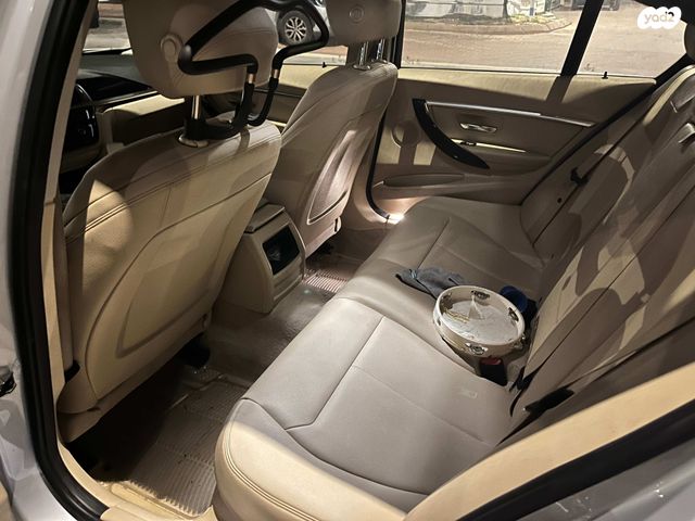 מודעת רכב ב מ וו סדרה 3