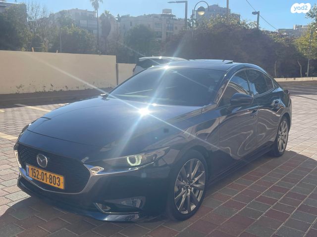 מאזדה 3