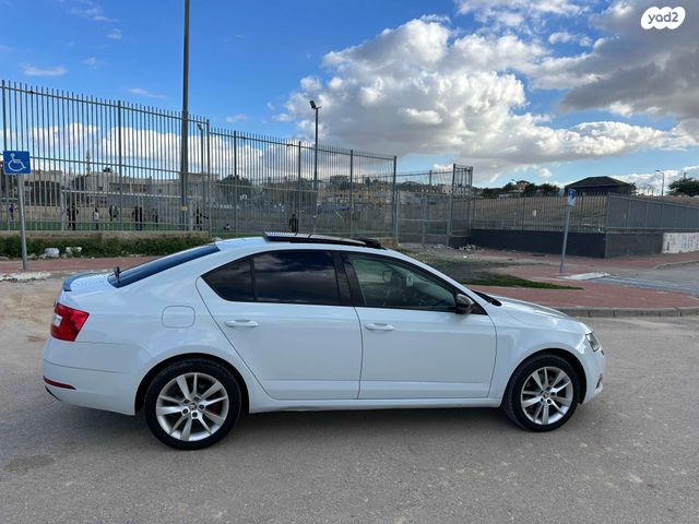 סקודה אוקטביה 