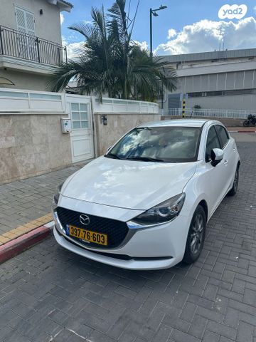 מודעת רכב מאזדה 2