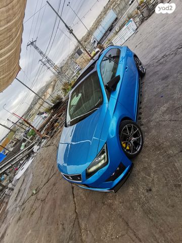 מודעת רכב סיאט לאון