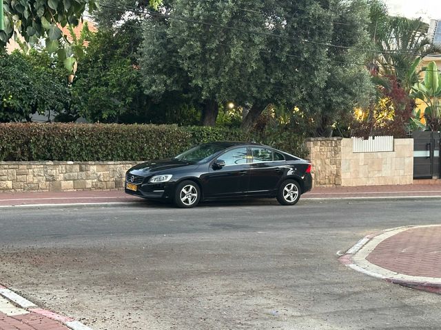 מודעת רכב וולוו S60