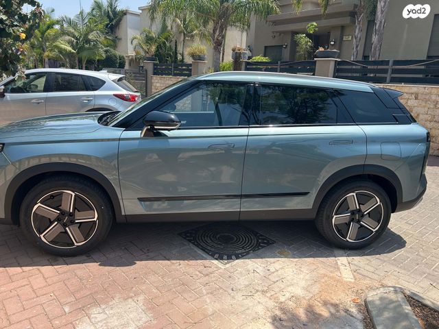 מודעת רכב ג'אקו J7