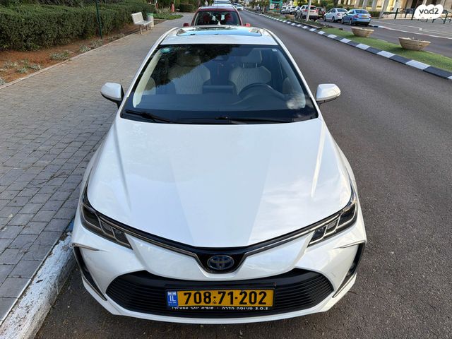 טויוטה קורולה