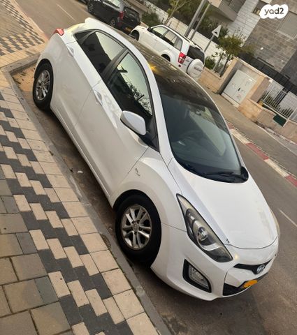 יונדאי i30
