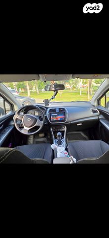 סוזוקי קרוסאובר