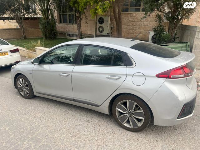 יונדאי איוניק