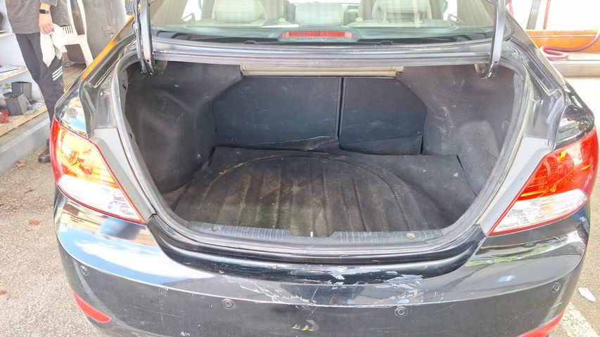 יונדאי אקסנט i25