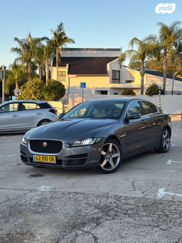 מודעת רכב יגואר XE