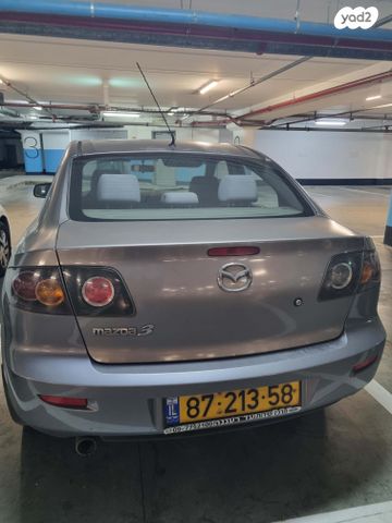 מודעת רכב מאזדה 3