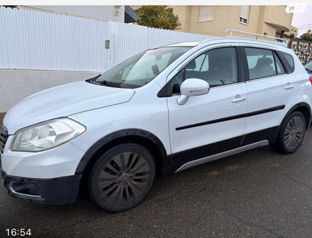 מודעת רכב סוזוקי קרוסאובר