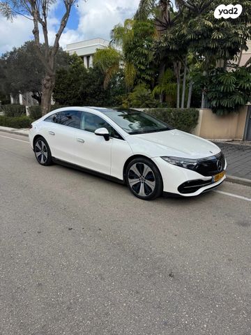 מודעת רכב מרצדס-בנץ EQS