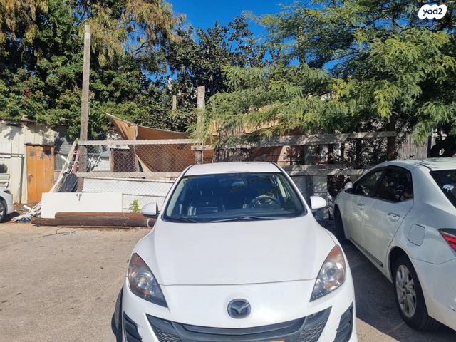 מודעת רכב מאזדה 3