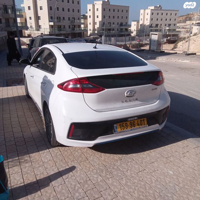 מודעת רכב יונדאי איוניק