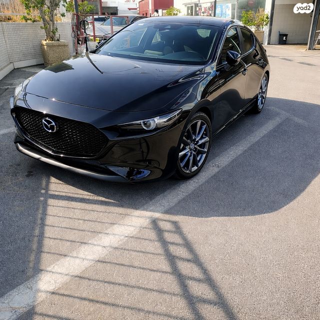 מודעת רכב מאזדה 3