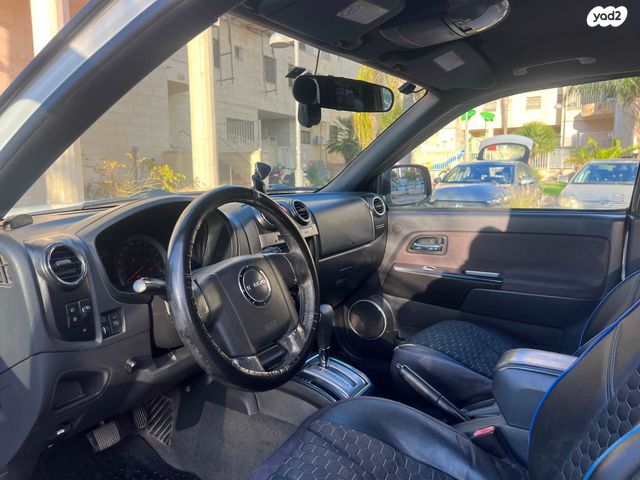 איסוזו די-מקס