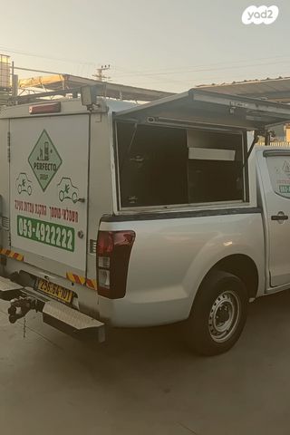 מודעת רכב איסוזו די-מקס