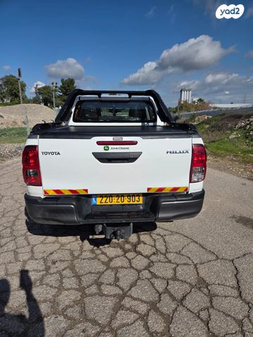 טויוטה היילקס