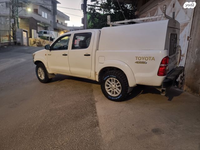 מודעת רכב טויוטה היילקס