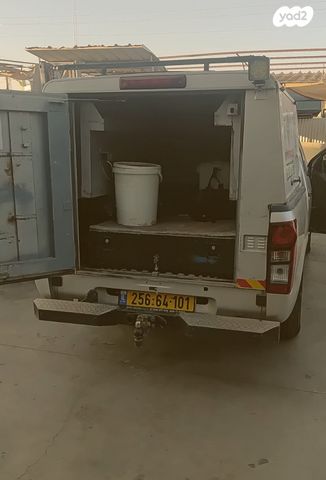 איסוזו די-מקס