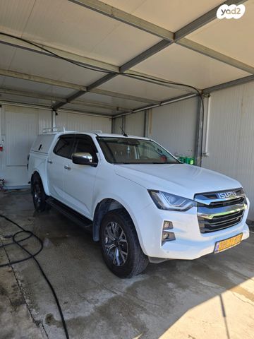 איסוזו די-מקס